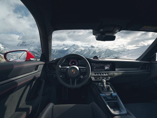 La Porsche 911 se décline en version sportive GTS