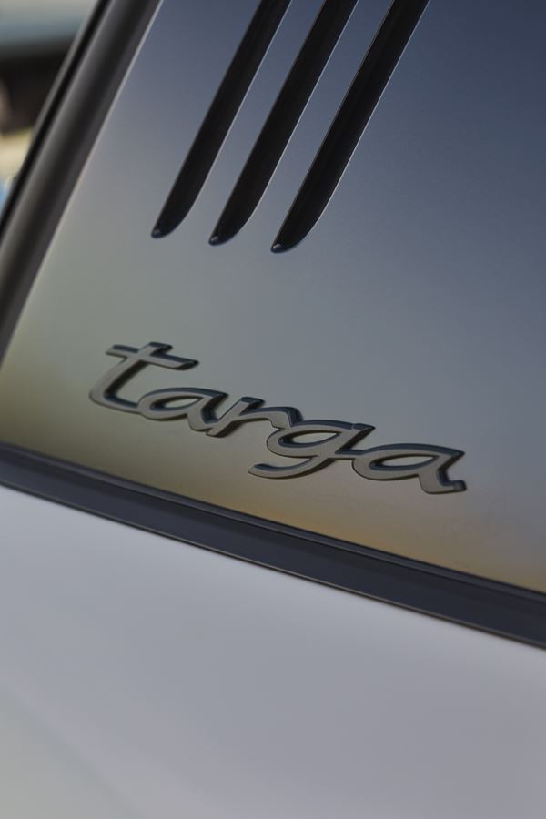 La Porsche 911 Targa se décline en version sportive GTS