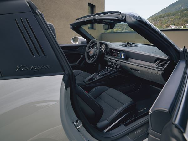 La Porsche 911 Targa se décline en version sportive GTS
