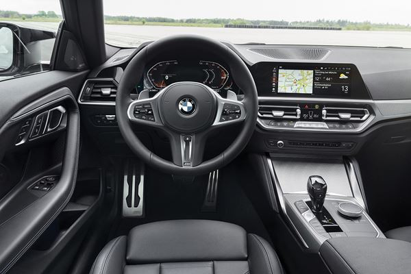 La BMW Série 2 Coupé associe des proportions athlétiques à une silhouette tricorps