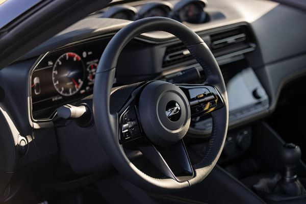 Le coupé sport Nissan Z de septième génération embarque un V6 biturbo de 400 ch