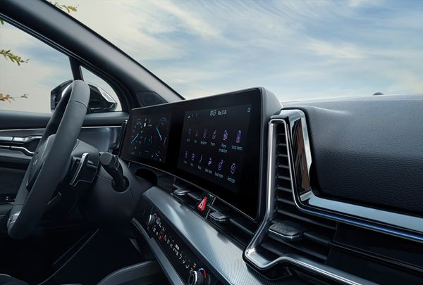 Le Kia Sportage se distingue par un design fluide, athlétique et moderne
