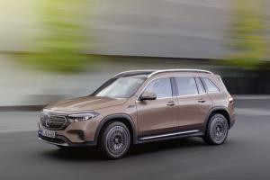 Le SUV compact électrique Mercedes EQB peut accueillir jusqu'à sept personnes