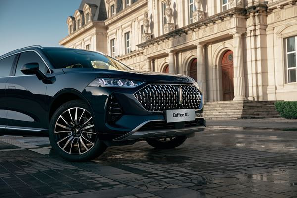 Le SUV hybride rechargeable Wey Coffee 01 affiche une autonomie électrique de 150 km