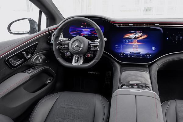 La berline de luxe électrique Mercedes-AMG EQS 53 4MATIC plus développe 761 ch