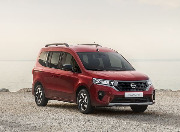 La version combi du Nissan Townstar revendique un confort de voiture de tourisme