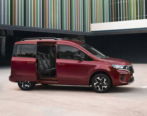 La version combi du Nissan Townstar revendique un confort de voiture de tourisme