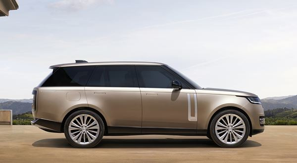 Le 4x4 de luxe Range Rover met le cap sur la sophistication et le raffinement