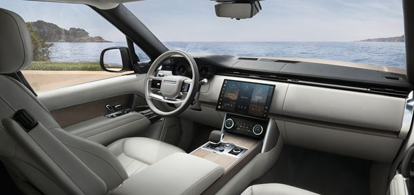Le 4x4 de luxe Range Rover met le cap sur la sophistication et le raffinement
