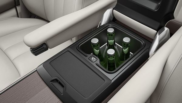Le 4x4 de luxe Range Rover met le cap sur la sophistication et le raffinement
