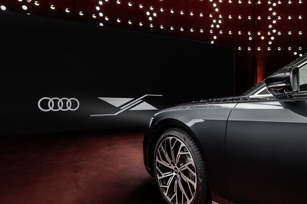 La grande berline de luxe Audi A8 se perfectionne