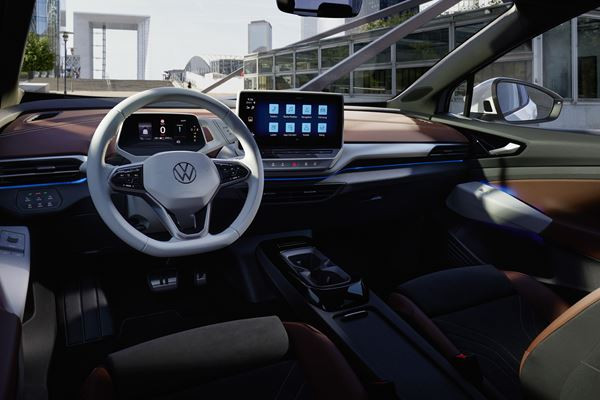Le SUV coupé électrique Volkswagen ID.5 se distingue par un design expressif