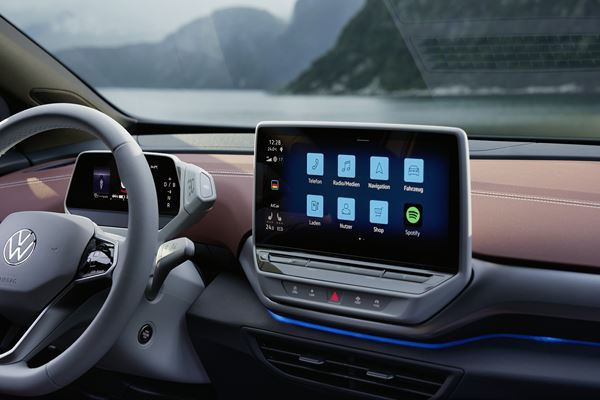 Le SUV coupé électrique Volkswagen ID.5 se distingue par un design expressif