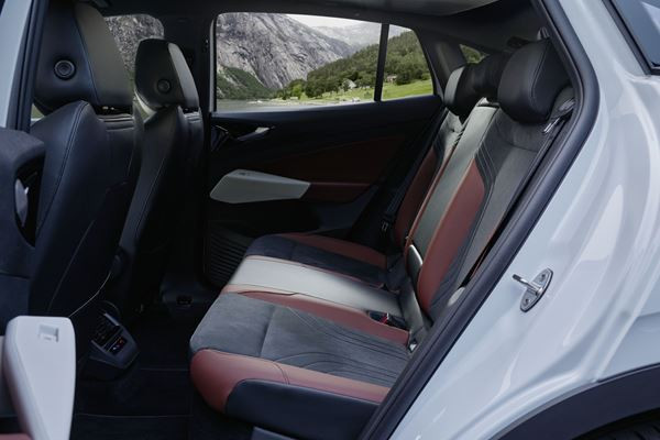 Le SUV coupé électrique Volkswagen ID.5 se distingue par un design expressif