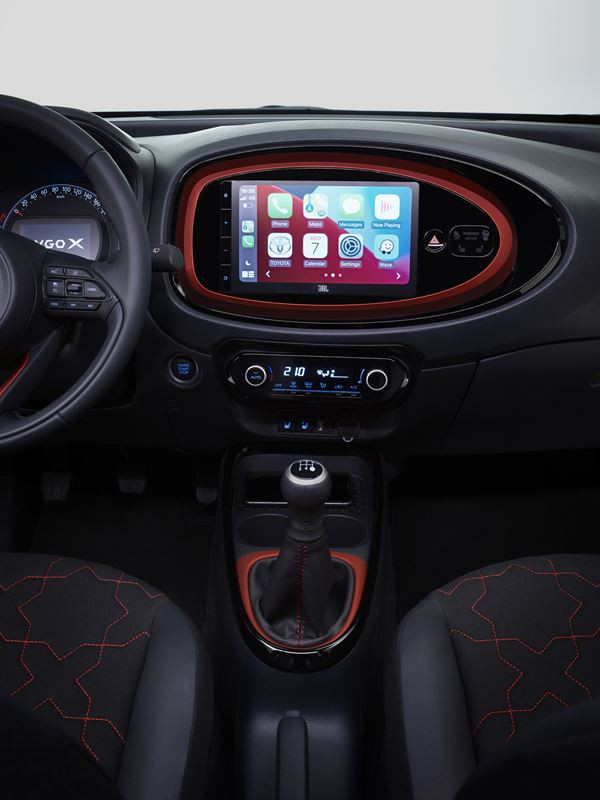 Le crossover urbain Toyota Aygo X revendique une personnalité épicée
