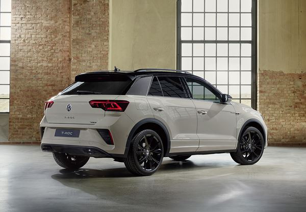 Le crossover compact Volkswagen T-Roc s’offre un habitacle plus sophistiqué