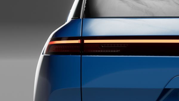 Le SUV électrique sept places VinFast VF e36 vise une autonomie de 550 km