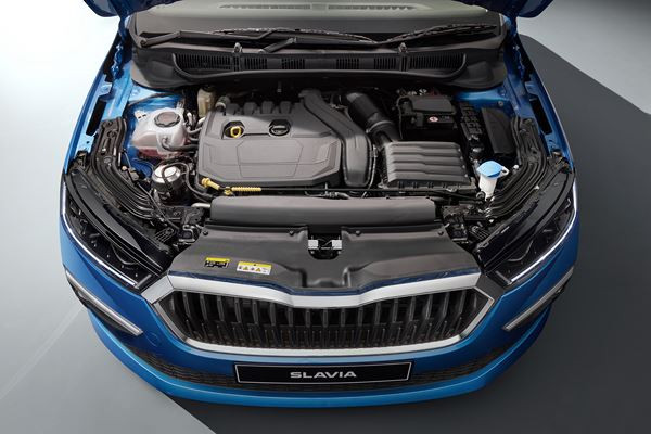 La berline compacte tricorps Skoda Slavia vise le marché indien