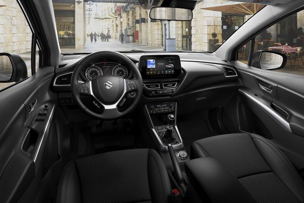 Le SUV Suzuki S Cross affiche une personnalité plus affirmée