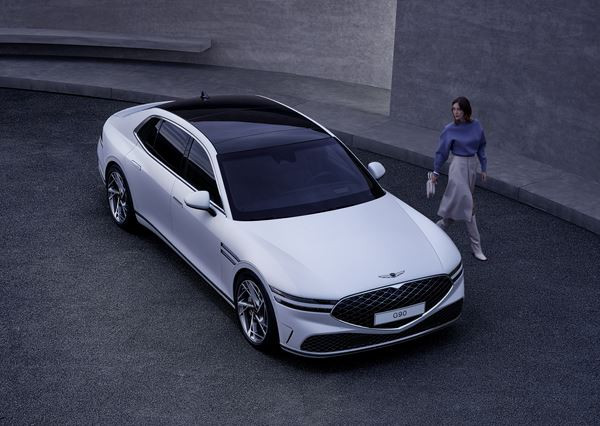 La grande berline G90 est le porte étendard de la marque haut de gamme Genesis