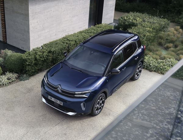 Le SUV Citroën C5 Aircross restylé affiche une personnalité plus statutaire