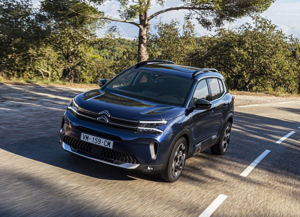 Le SUV Citroën C5 Aircross restylé affiche une personnalité plus statutaire