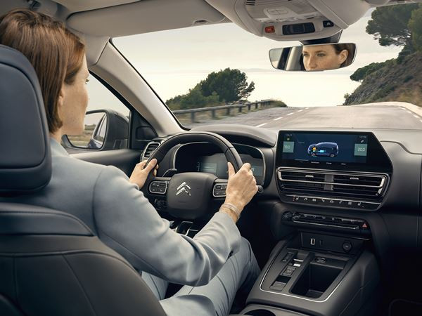 Le SUV Citroën C5 Aircross restylé affiche une personnalité plus statutaire