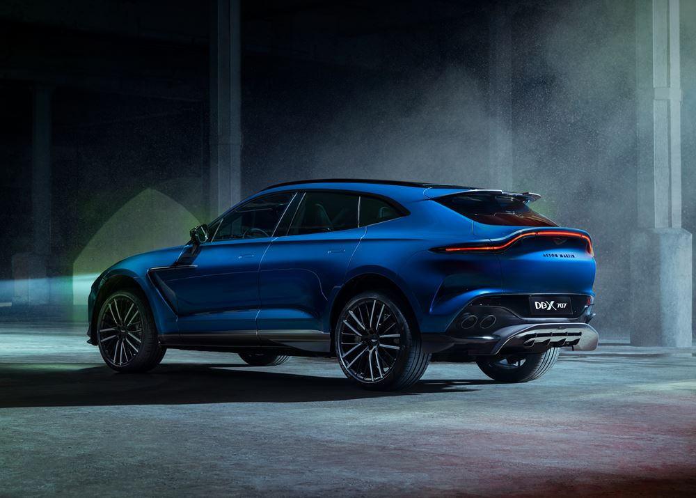 Le SUV haute performance Aston Martin DBX707 est un SUV pas comme les autres