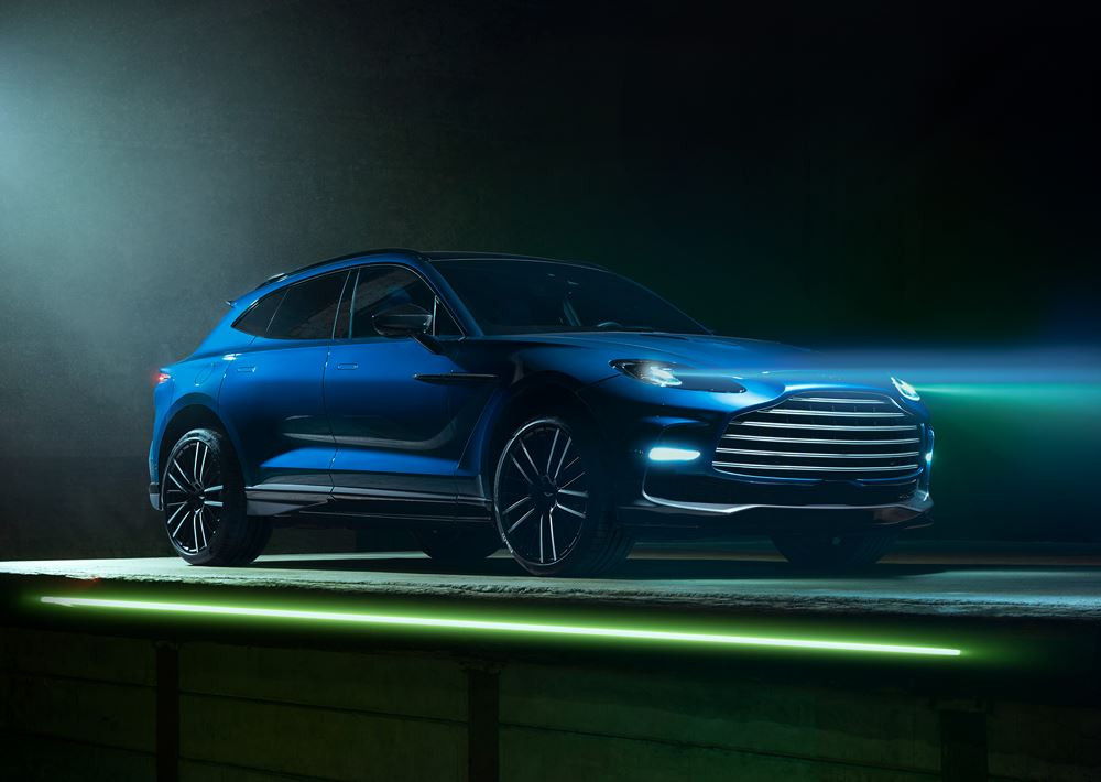 Le SUV haute performance Aston Martin DBX707 est un SUV pas comme les autres