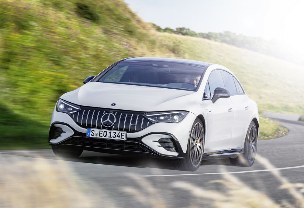 La berline d'affaires électrique Mercedes-AMG EQE 53 4MATIC plus délivre 626 ch