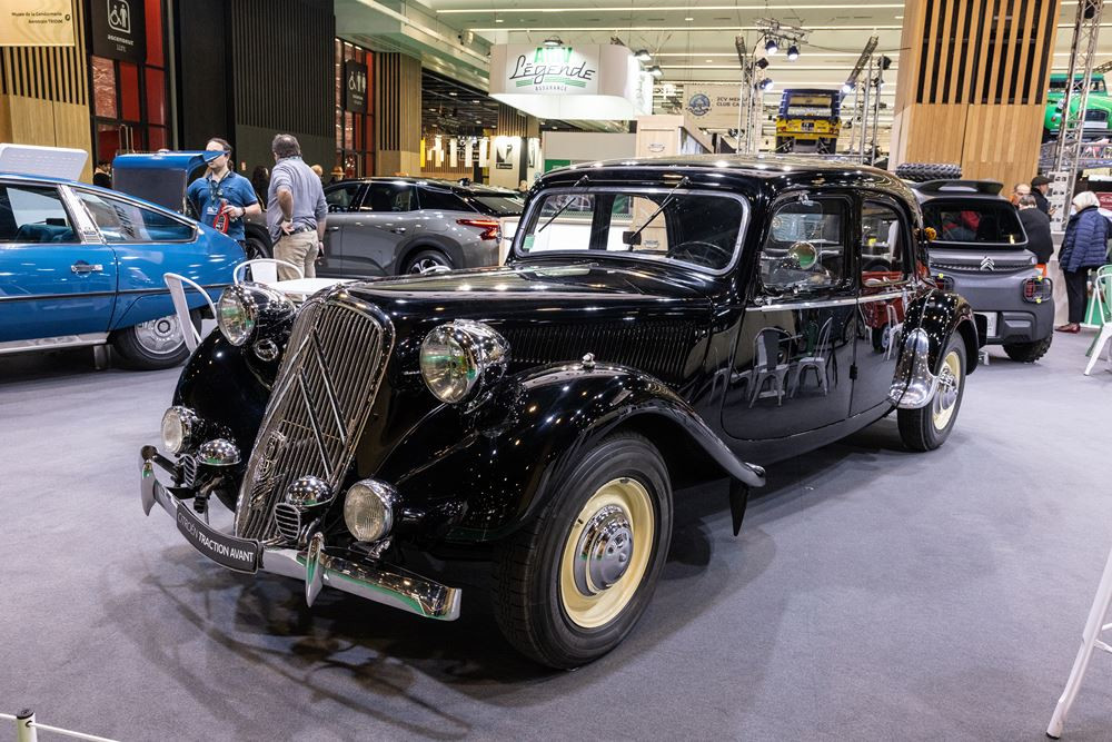 L'édition 2022 du salon Rétromobile ouvre ses portes