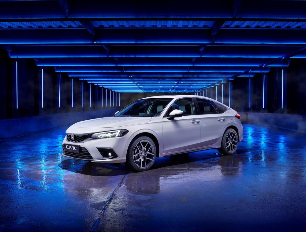 La Honda Civic hybride cinq portes allie performances et efficacité