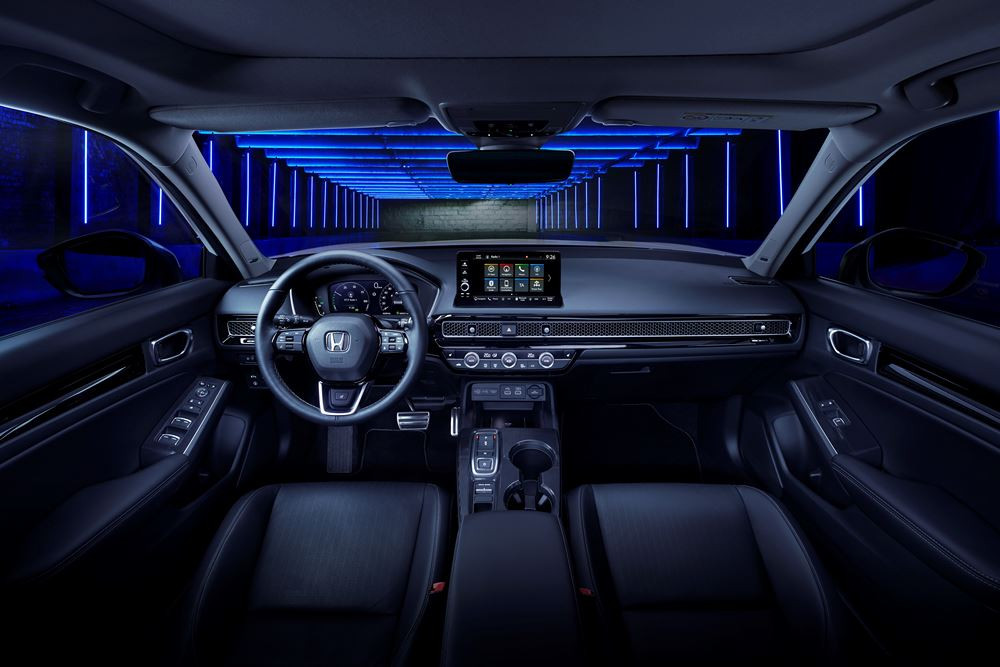 La Honda Civic hybride cinq portes allie performances et efficacité