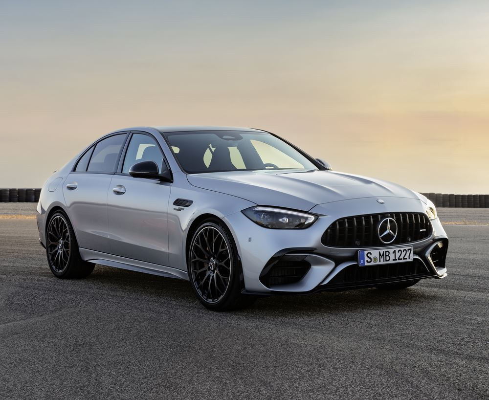 La berline Mercedes-AMG C 63 S E Performance bénéficie de technologies de la Formule 1
