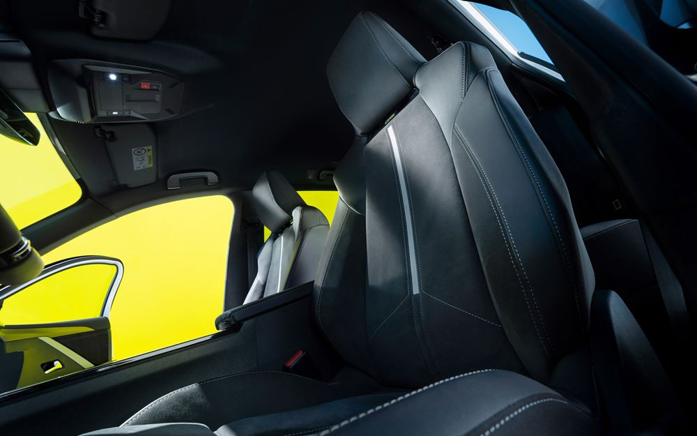 L'Opel Astra Sports Tourer GSe hybride rechargeable repose sur un châssis abaissé de 10 mn