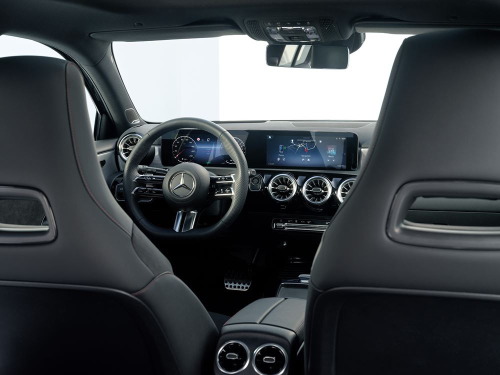 La berline compacte Mercedes Classe A s'offre une mise à jour