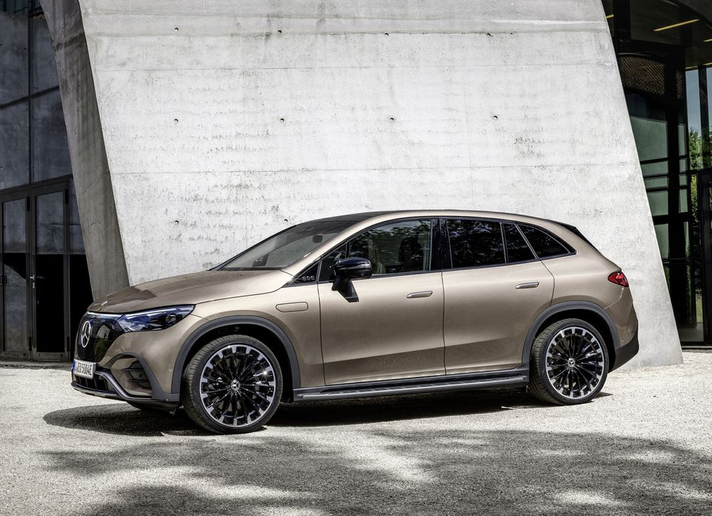 Le Mercedes EQE SUV électrique affiche jusqu'à 590 km d'autonomie WLTP