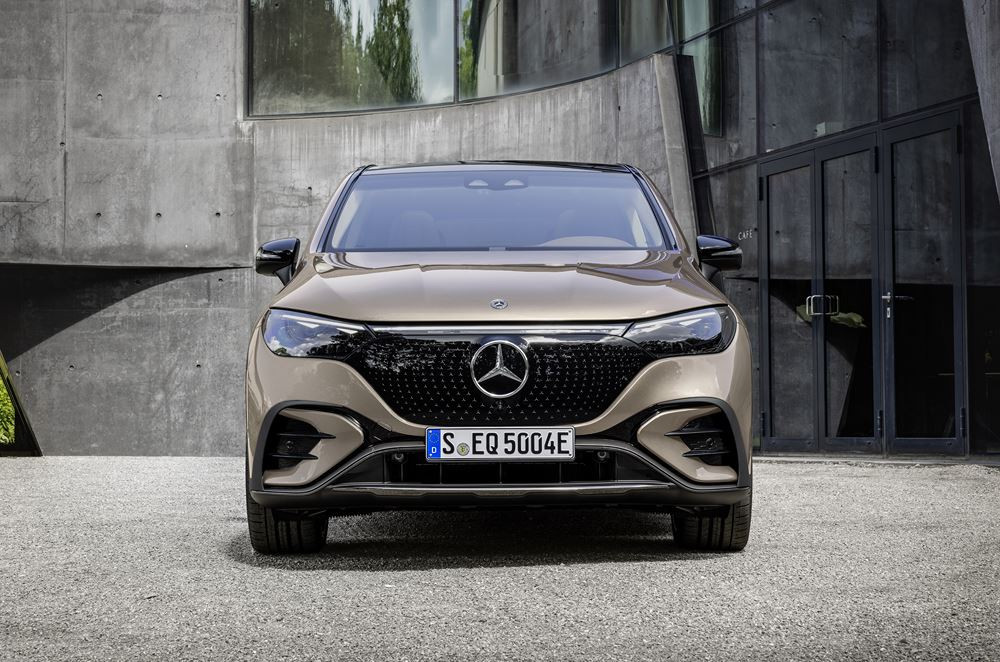 Le Mercedes EQE SUV électrique affiche jusqu'à 590 km d'autonomie WLTP