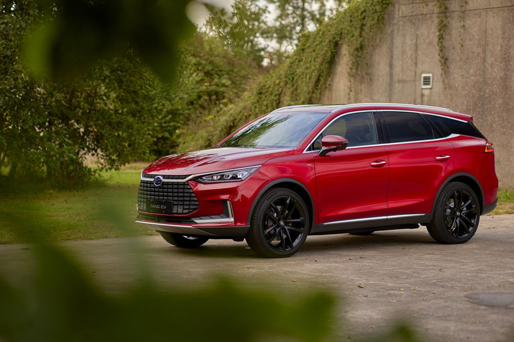 Le grand SUV électrique Byd Tang peut accueillir jusqu'à 7 personnes