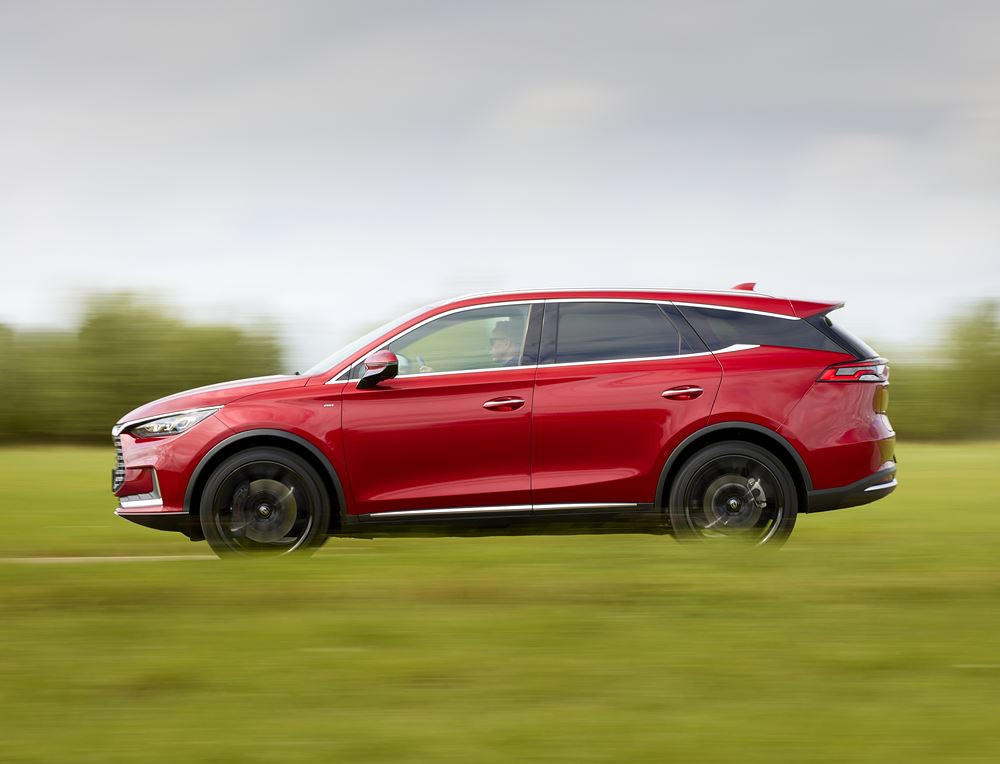 Le grand SUV électrique Byd Tang peut accueillir jusqu'à 7 personnes