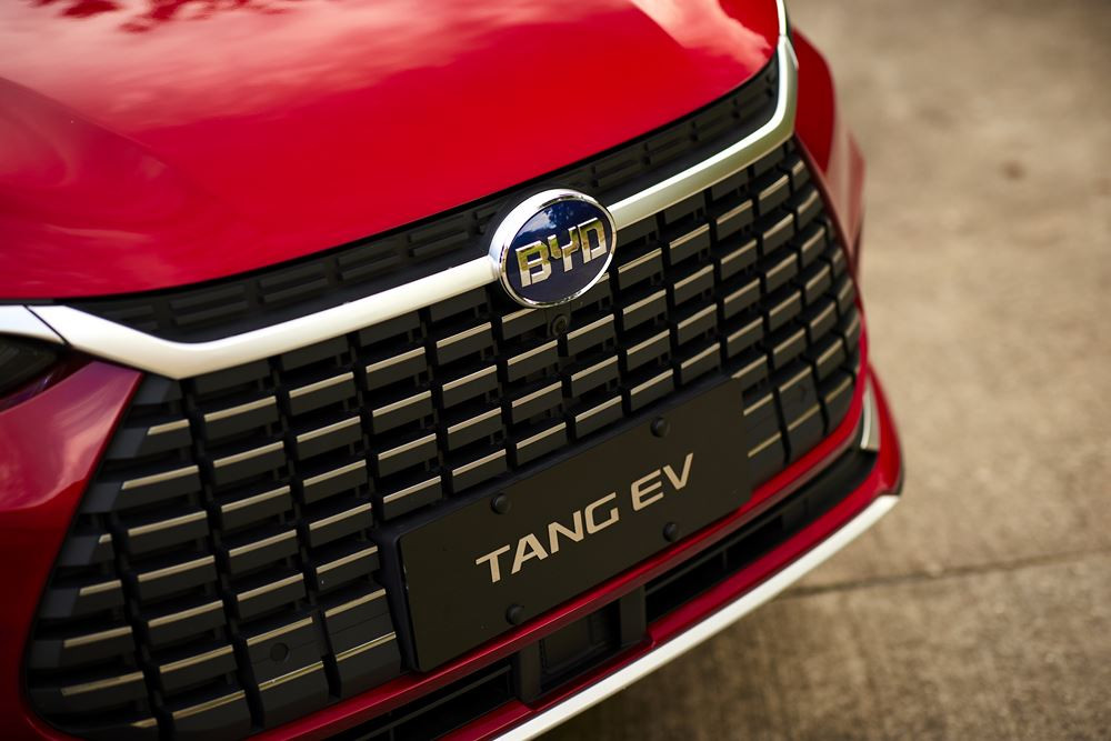 Le grand SUV électrique Byd Tang peut accueillir jusqu'à 7 personnes