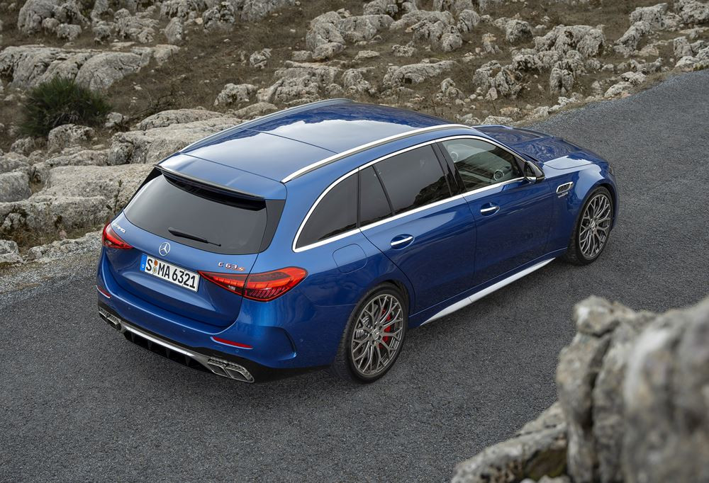Le break hybride Mercedes-AMG C 63 S E Performance mobilise une puissance totale de 680 ch