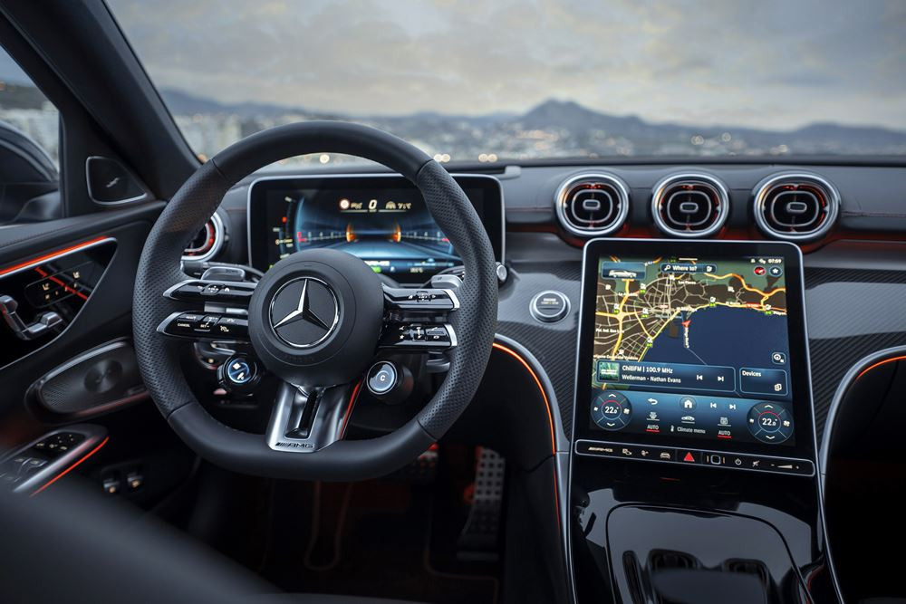 Le break hybride Mercedes-AMG C 63 S E Performance mobilise une puissance totale de 680 ch
