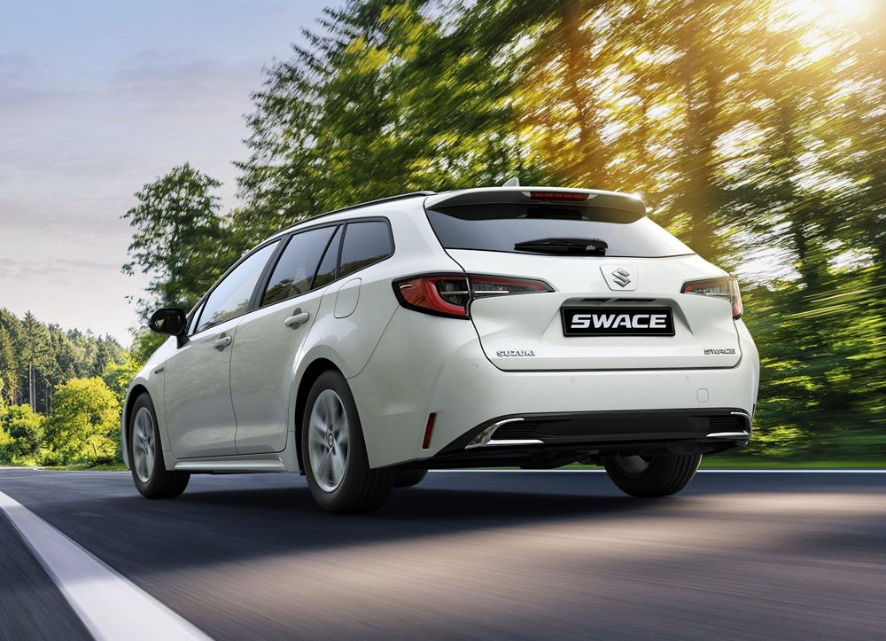 Le break compact Suzuki Swace Hybrid bénéficie d'optimisations