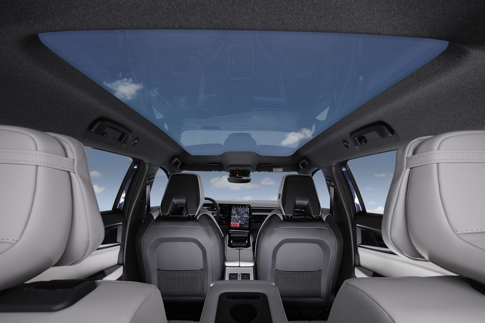 Le Renault Espace de nouvelle génération prend l'allure d'un SUV à la ligne dynamique