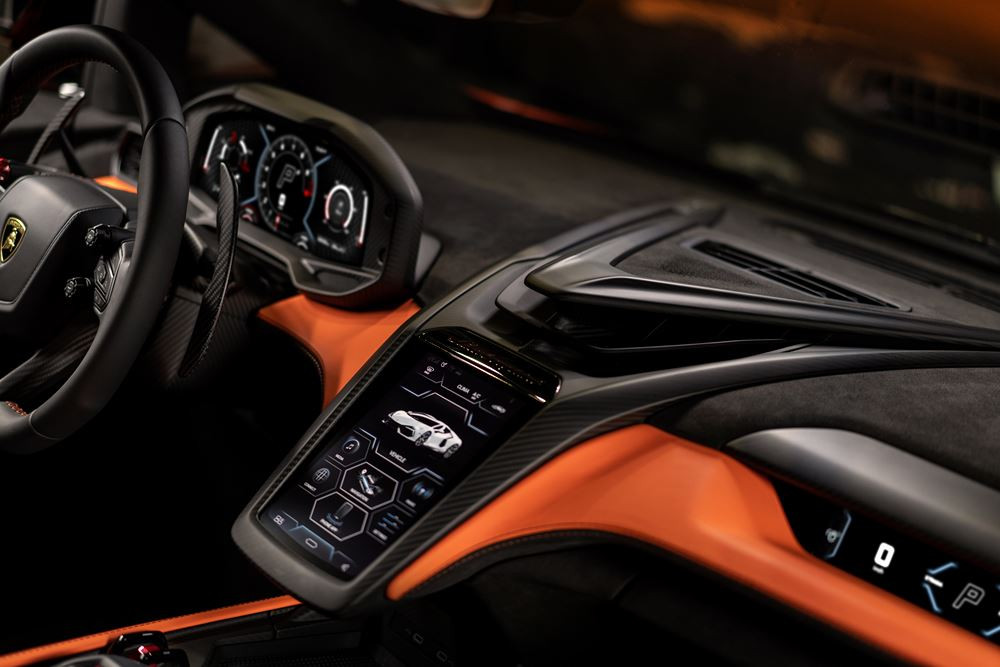 La supercar Lamborghini Revuelto embarque un V12 hybride de 1015 ch