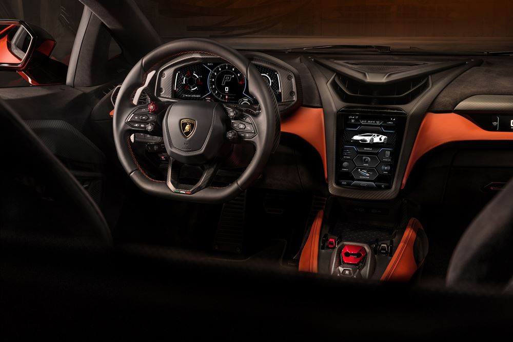 La supercar Lamborghini Revuelto embarque un V12 hybride de 1015 ch