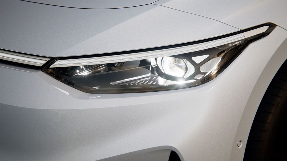 La grande routière Volkswagen ID.7 électrique affiche une autonomie WLTP pouvant aller jusqu'à 700 km