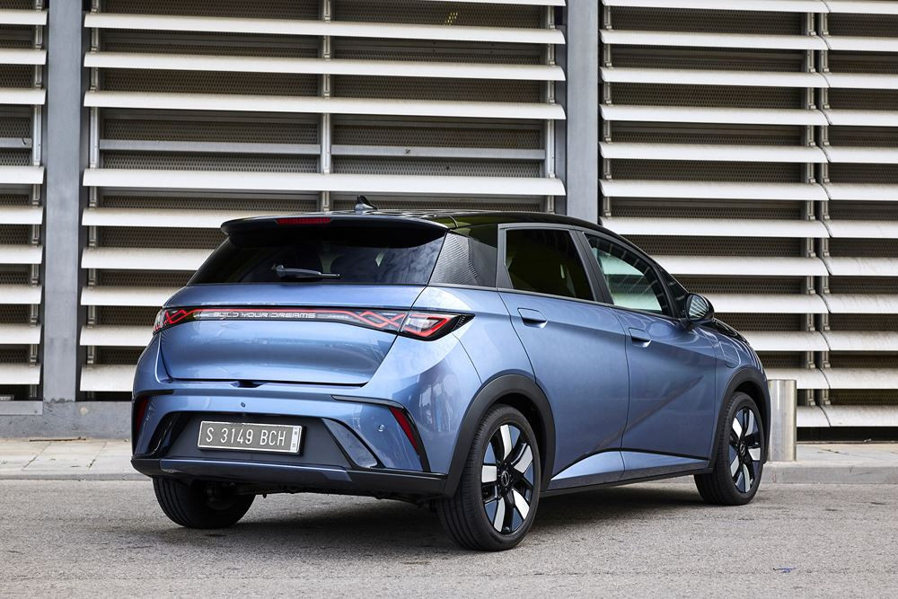 La berline électrique du segment C Byd Dolphin embarque une batterie LFP de 60 kWh