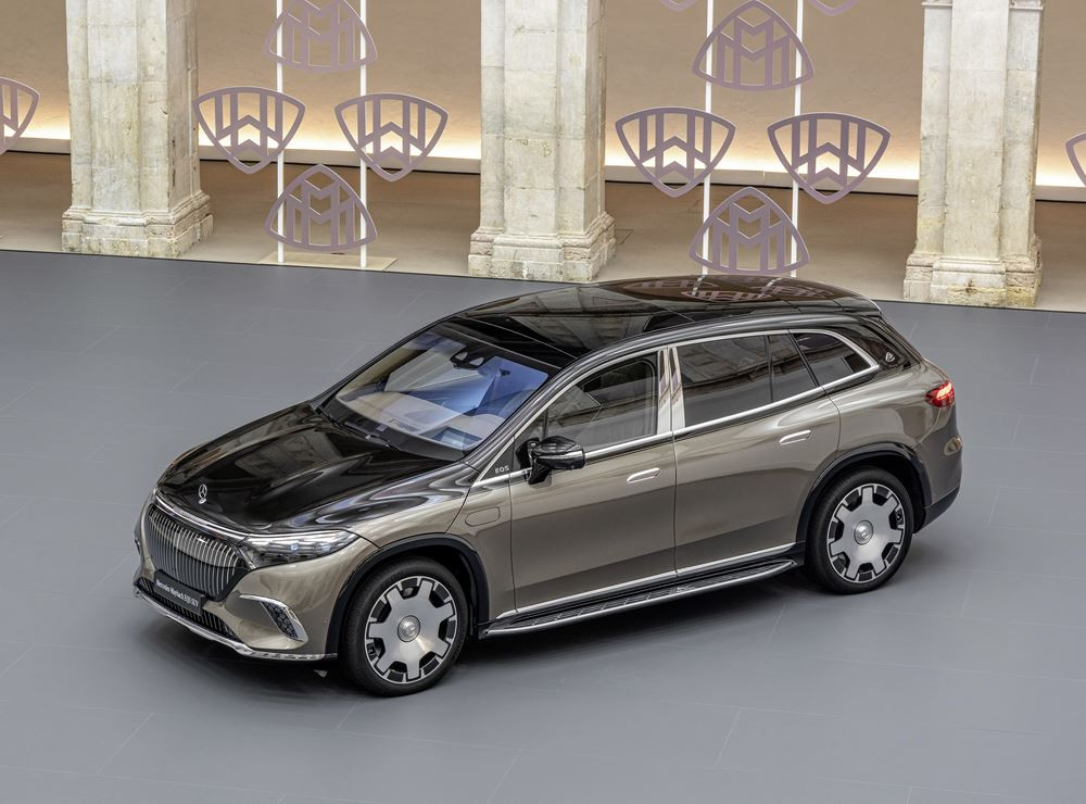 La Mercedes-Maybach EQS SUV marie la technologie électrique Mercedes à l'exclusivité Maybach